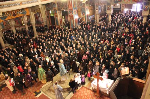 În Catedrala mare din Târgu-Mureş, vorbindu-le credincioşilor, la praznicul Bobotezei (6 ianuarie, 2013)