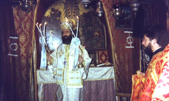 Liturghisind în Peştera Naşterii din Betleem (1999)