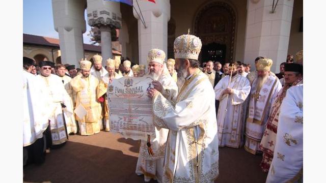 În ziua proclamării canonizării Mitropolitului Simion Ştefan (30 octombrie, 2011)