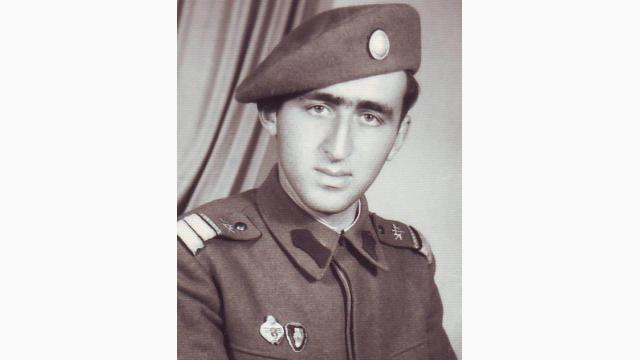 Militar, în oraşul Sfântu Gheorghe (1974)