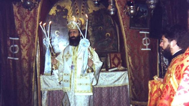 Liturghisind în Peştera Naşterii din Betleem (1999)